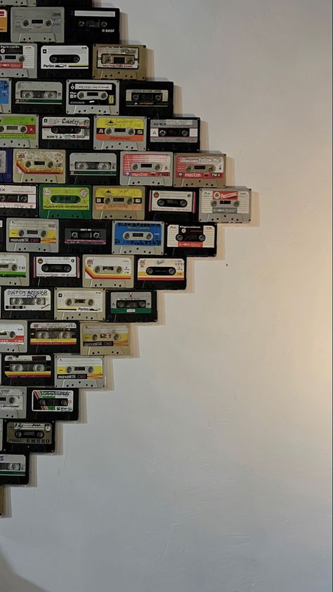 Music Themed Rooms, Home Music Rooms, Music Room Decor, Music Decor, Cassette Tape, Room Inspiration Bedroom, Cafe Interior, Dream House Decor, Music Room