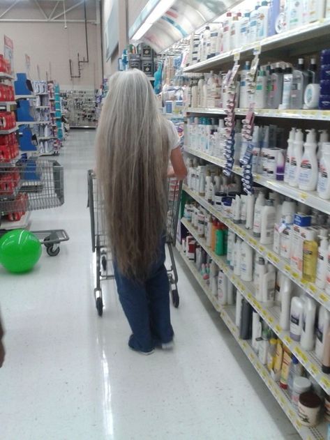 Long Grey Hair, Long Silver Hair, Huge Hair, Going Grey, Hair Silver, Grey Hair Inspiration, Extremely Long Hair, Beautiful Gray Hair, Silver Sisters