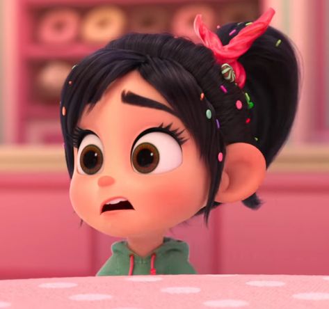 Vanellope Y Ralph, Cute Disney Characters, Vanellope Von Schweetz, Disney Icons, Karakter Disney, Disney Princess Wallpaper, Wreck It Ralph, Disney Princess Pictures, Wallpaper Iphone Disney