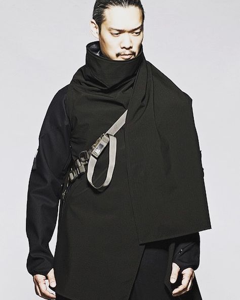 Cyberpunk Clothing Men, Futuristic Materials, Samurai Fashion, Clothe Designs, Disfraz Star Wars, Cyberpunk Outfit, Men Windbreaker, Futuristic Clothing, City Inspiration