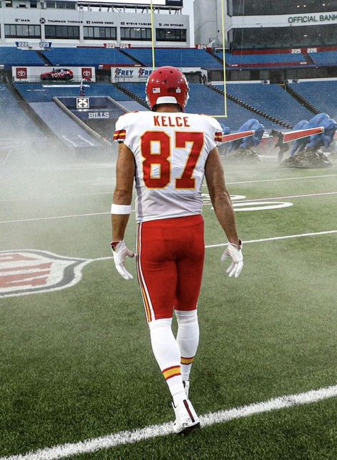 Travis Kelce Wallpaper, Travis Kelsey, Kc Cheifs, Kelce Chiefs, Chiefs Wallpaper, Kansas City Chiefs Apparel, Red Kingdom, Kc Chiefs Football, 32 Nfl Teams