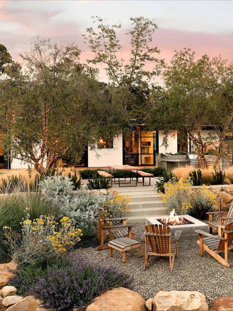 montecito home tour | one kindesign Horse Landscape, Backyard Entertainment, Modern Garden Landscaping, Modern Garden Lighting, Malibu House, Flying Horse, Future Garden, Herb Garden Design, Garden Design Layout