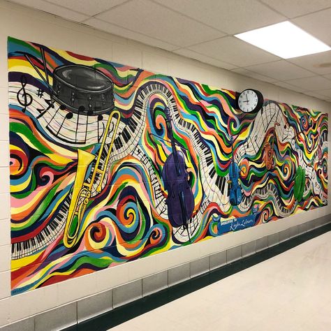 Music Mural, Music Room Design, Hotel Room Interior, Painted Pianos, School Murals, Visual And Performing Arts, Fence Art, Graffiti Murals, Street Graffiti