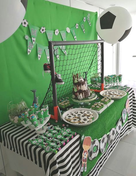 Soccer Party Food, Soccer Birthday Theme, Birthday Cake Fruit, Birthday Cake Boys, Soccer Birthday Cakes, Soccer Birthday Party, Soccer Cake, Soccer Birthday Parties, Surprise Baby Shower