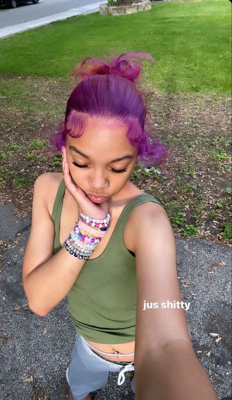 ˚୨୧⋆ @bella2angel Hair Dye Ideas Whole Head, Purple Hair Natural, Dyed Natural Hair For Black Women, Hair Dye Ideas For Black Hair, Blue Hair Outfit, Curly Dyed Hair Natural Curls, Dyed Curly Hair Ideas, Color For Black Hair, Purple Natural Hair