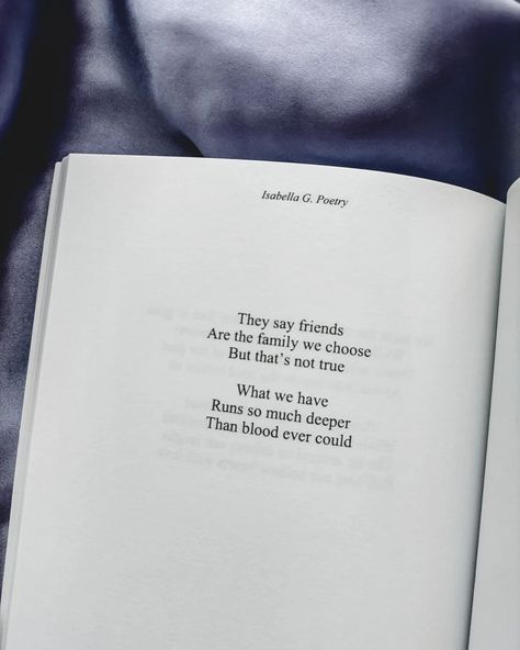 • A whole chapter in 𝑺𝒕𝒐𝒓𝒊𝒆𝒔 𝒐𝒇 𝑬𝒎𝒃𝒆𝒓𝒔 𝒂𝒏𝒅 𝑶𝒃𝒍𝒊𝒗𝒊𝒐𝒏 is dedicated on friendship. I believe those releationships rarely get highlighted enough in poetry. Our friends are the ones who pick the pieces up when love fails us. - #poetryoffriendship #bffpoem #friendshippoetry #friendshipquote #bffs Book Quotes Best Friends, Girlfriends Quotes Friendship, Poetry About Friendship, Best Friend Poetry, Poetry For Friends, Girlfriend Quotes Friendship, Best Friend Notes, Friends Poetry, Friendship Poetry