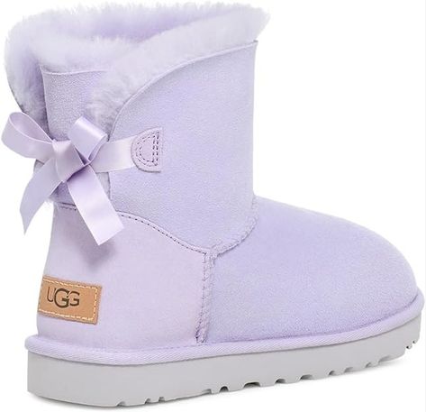 Purple Uggs, Ugg Mini Bailey Bow, Aesthetic Bow, Ugg Mini Bailey, Uggs With Bows, Cozy Shoes, Mini Baileys, Trendy Shoes Sneakers, Ugg Mini