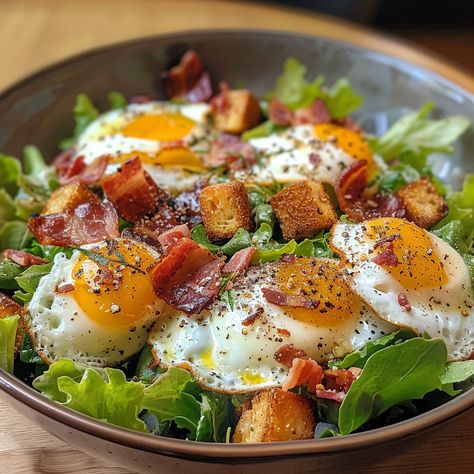 Breakfast Egg Salad, Gourmet Salad, Gluten Free Lunch, Breakfast Salad, Bacon Salad, Food Babe, Health Dinner Recipes, Appetizer Salads, Egg Salad