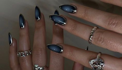 Mood Ring Nails, Illusion Nails, A Nail Design, Mood Nails, Ring Nails, Wave Nails, Mood Ring, Have You Ever, Nail Design