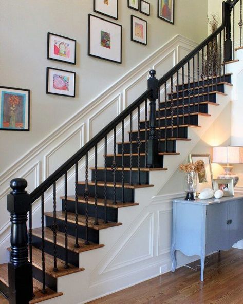 Top 70 Best Painted Stairs Ideas - Staircase Designs House Stairs Ideas, Return Staircase, Painted Stair Risers, Stairs Makeover Ideas, Stairs Renovation, Painted Staircases, Staircase Designs, Stair Makeover, Diy Staircase