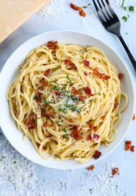 Velvety smooth and so flavorful, this Spaghetti Carbonara is always a favorite. You'll love the creamy textures and savory flavors of this dish. #homemadecarbonara #homemadespaghetticarbonara #homemadespaghetticarbonararecipe #besthomemadespaghetticarbonara Best Carbonara Recipe, Easy Antipasto Salad, Homemade Carbonara, Spaghetti Carbonara Recipe, Resep Pasta, Carbonara Sauce, Best Spaghetti, Seafood Recipes Healthy, Carbonara Recipe