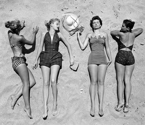 1940s And 1950s Fashion Photography By Nina Leen Jean Renoir, Life Magazine Covers, Vintage Foto's, Surf Vintage, Collage Foto, Surfing Photos, Surf Decor, Photo Montage, Collage Vintage