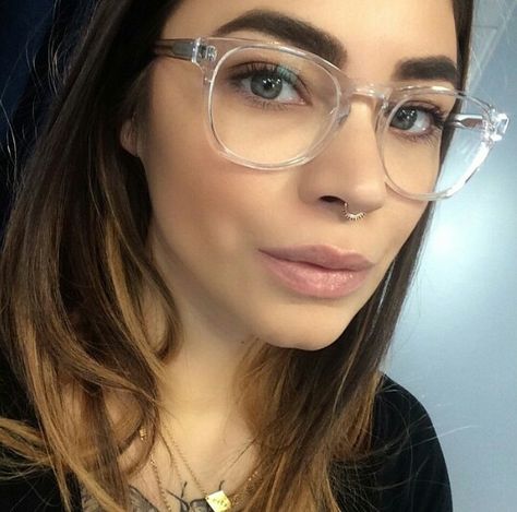 Sore Eyes, Four Eyes, Septum Piercing, Piercing Tattoo, Womens Glasses, Pretty Woman, Square Glass, Piercings, Nose Ring