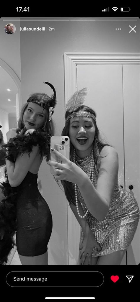 20 Costume 1920s, Speakeasy Costume Women, Great Gabsy Halloween Costume, Nye Costume Ideas, Flapper Girls Halloween Costume, Burlesque Dancer Costume, Through The Decades Party Outfit, Flappers 1920s Costume, Charleston Style 1920s