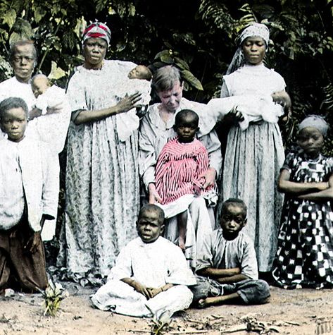 http://www.dundeewomenstrail.org.uk/womens-trail/mary-slessor/ Mary Slessor, Nigerian History, Missionary Work, Church History, Great Love Stories, History Projects, Hiding Places, Women Of Faith, Childrens Church