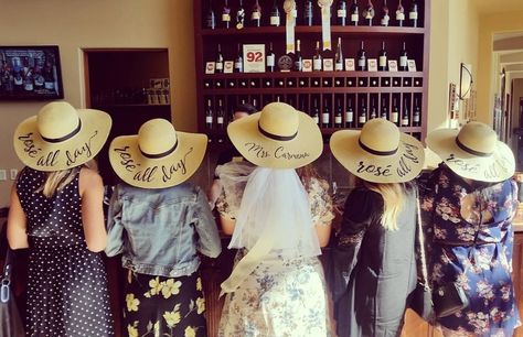 Wine Tour Bachelorette Party Outfit, Wine Tasting Bachelorette Party Ideas, Bride Wine Tasting Outfit, Wine Tasting Bachelorette Party Outfit, Bachelorette Party Outfit Wine Tasting, Bachelorette Winery Ideas, Temecula Bachelorette Party, Winery Bachelorette, Wine Tour Bachelorette Party