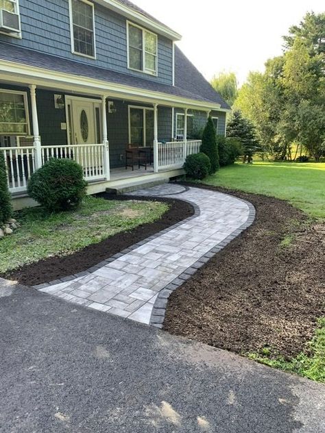 Front Sidewalk Ideas, Paver Sidewalk, Concrete Pavers Walkway, Front Walkway Landscaping, Acreage Landscaping, Sidewalk Landscaping, Concrete Paver Patio, Brick Sidewalk, Landscape Pavers