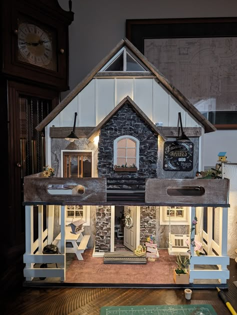 Exquisite detail handmade collectible wooden dollhouse. Each piece handcrafted including beautiful lighting fixtures and furniture. Cozy Dollhouse, Homemade Dollhouse, Dollhouse Renovation, Farmhouse Dollhouse, Big Doll House, Wooden Dollhouse Kits, Light Furniture, Custom Dollhouse, Big Doll