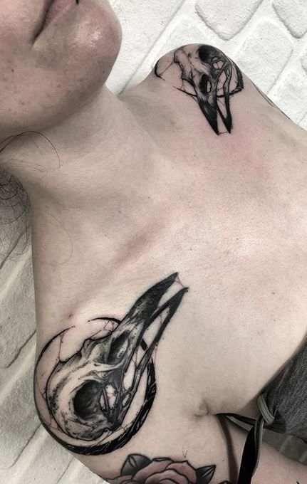 500 Tattoo, Gotik Tattoo, Crow Tattoo, Creepy Tattoos, Trendy Tattoo, Shoulder Tattoos, Dark Art Tattoo, Badass Tattoos, Dark Tattoo