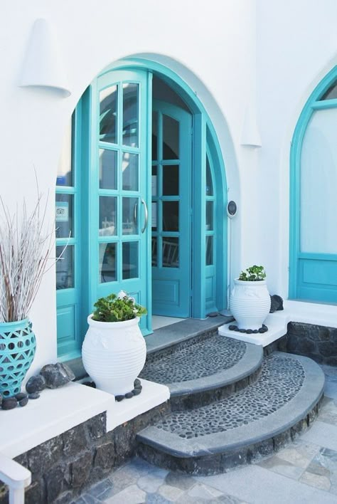 Santorini Greece House Interior, Santorini Greece Aesthetic Interior, Santorini Garden, Santorini Decor, White And Blue Aesthetic, Anastasia Princess, French Doors Bedroom, Blue Doors, Greek House