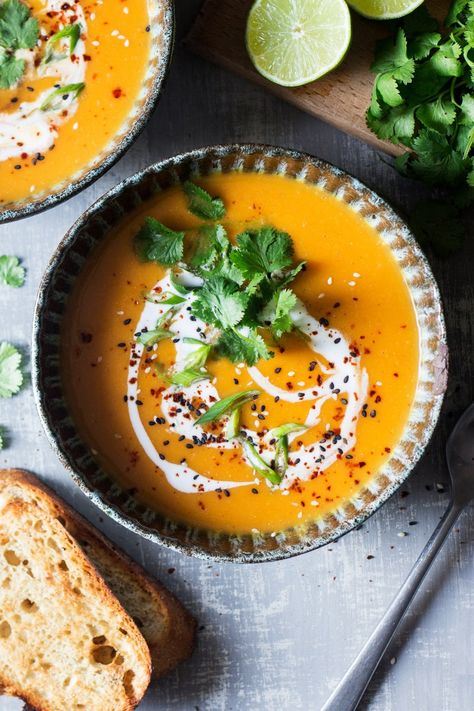 Pumpkin Miso Soup Butternut Squash Cauliflower, Soup Cauliflower, Dairy Free Soup Recipe, Winter Soup Recipes, Soup With Kale, Carrot And Lentil Soup, Creamy Butternut Squash, Winter Soup Recipe, Dairy Free Soup