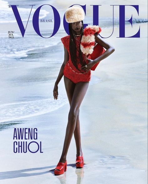 Cover Of Vogue, Vogue Brazil, Vogue Magazine Covers, Hair Magazine, Fashion Magazine Cover, Fashion Campaign, Red Bodysuit, Outfit References, Fashion Cover