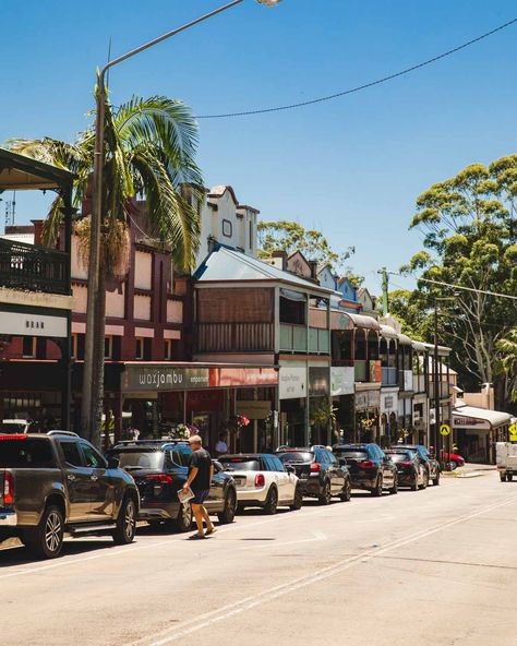 Visit the town of Bangalow - Things to do in Byron Bay Byron Bay Lifestyle, Byron Bay Hinterland, Byron Bay Aesthetic, Bangalow Nsw, Australia Places To Visit, Byron Bay House, Bryon Bay, Byron Bay Beach, Australia Trip