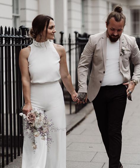 7 inspirações de looks para casamento civil » STEAL THE LOOK Civil Wedding, Casual Outfits, Wedding Fotos, Movie Posters Design, Wedding Looks, Minimalist Wedding, Semi Formal, White Formal Dress, Our Wedding