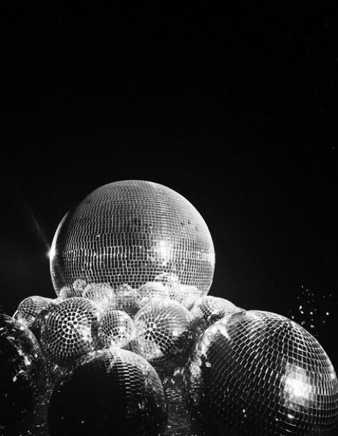 Disco Ball Photography, Disco Core, Disco Ball Background, Disco Ball Wallpaper, Disco Ball Aesthetic, Disco Design, Disco Background, Disco Aesthetic, Camera Composition