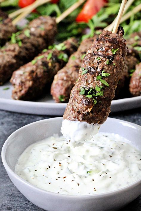 Beef Kofta Kebabs with Tzatziki Sauce - The Foodie Physician Essen, Turkish Dips Sauce Recipes, Best Kebab Recipes, Beef Kefta, Greek Beef Recipes, Muscle Recipes, Beef Kofta, Kofta Recipe, Shish Kebab