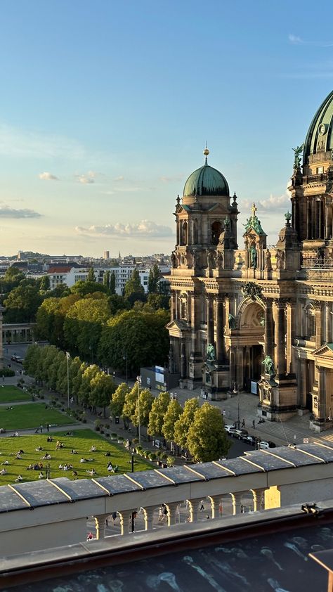 Berlin In Summer, Berlin City Aesthetic, Berlin Vibes Aesthetic, Berlin Germany Aesthetic, Berlin Nature, Germany Culture, Germany Wallpaper, Berlin Germany Travel, Germany Winter