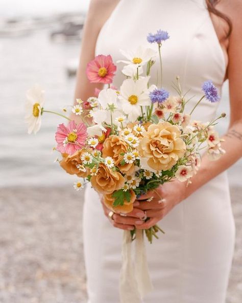 Fever Few Bouquet, Tulip Wildflower Bouquet, Bridal Flowers Bouquet Summer, Maximalist Wedding Bouquet, Bridesmaid Bouquet Summer, California Wildflower Bouquet, Cool Wedding Bouquet, Colorful Bridesmaid Bouquet, Simple Bride Bouquet