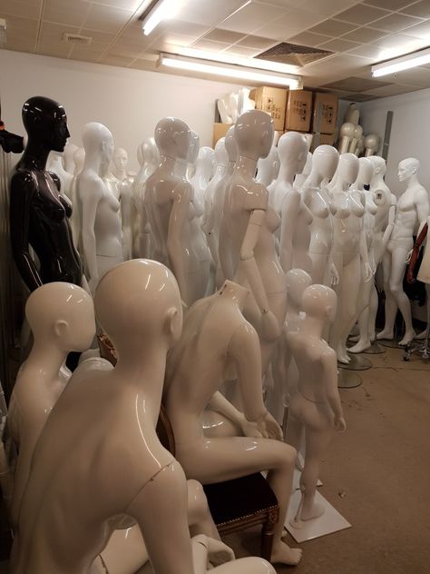 Never get bored of how cool and creepy the mannequin section is Creepy Mannequin Aesthetic, Scary Mannequins, Mannequin Horror, Mannequin Creepy, Mannequin Aesthetic, Scary Mannequin, Mannequin Painting, Creepy Mannequin, Horror Core