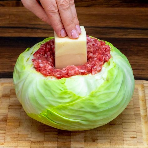 The tastiest cabbage that you have ever eaten! Perfect even for your guests | egg, bacon, meat, cheese, white cabbage | The tastiest cabbage that you have ever eaten! Perfect even for your guests Ingredients: cabbage - 1 piece minced meat - 1.5 kg (3.31 lb) salt - 15 g (½... | By Appetizing.tv Baked Cabbage Recipes, Baked Cabbage, Cabbage Head, Cabbage And Bacon, Cooked Cabbage, Läcker Mat, Cabbage Rolls, Asiago, Interesting Food