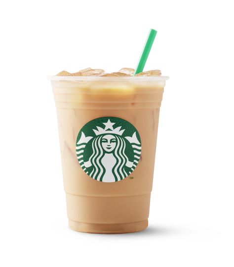 Starbucks’s New Pumpkin Spice Chai Latte Is Perfect For Tea-Lovers Small Starbucks Drinks, Starbucks Chai Latte, Drinks Ads, Pumpkin Spice Chai Latte, Starbucks Photography, Chai Latte Starbucks, Starbucks Chai, Pumpkin Spice Chai, Easy Halloween Recipes