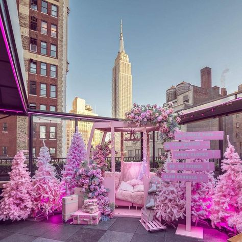 Magic Hour Rooftop Bar & Lounge 📷: [instagram.com/nyclovesnyc] Rooftop Bars Nyc, Winter Lodge, Pink Bar, Rose Colored Glasses, Pink Winter, Pink Holiday, Magic Hour, Concrete Jungle, Autumn Colors