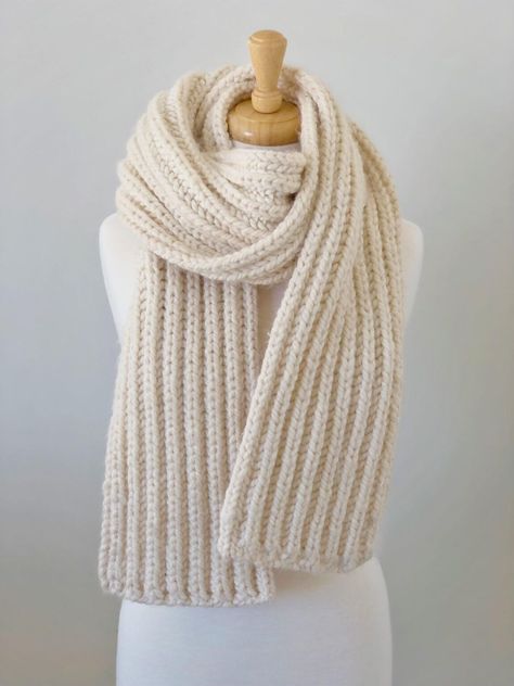 Wool Ease Thick And Quick Crochet Scarf, Crochet Projects Scarf, How To Knit Scarf, Chunky Knit Projects, Scarf Diy Ideas, Chunky Knit Scarf Pattern Free, How To Knit A Scarf, Scarf Patterns Knitting, Chunky Knit Scarf Pattern