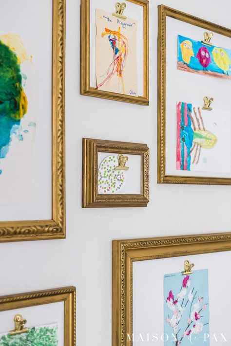 Kids Art Display Ideas, Diy Art Gallery, Artwork Display Wall, Art Gallery Display, Art Display Ideas, Kids Art Display Wall, Kids Art Display, Kids Gallery Wall, Art Display Wall