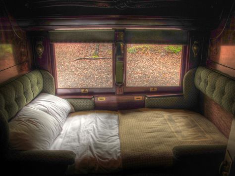 Pullman Sleeper Luxury Train, Train Car, Train Travel, Pretty Places, House Inspo, Dream Room, 인테리어 디자인, Van Life, Future House