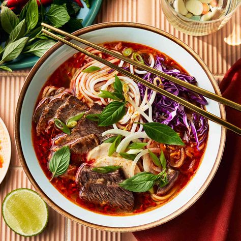 This Bún Bò Huế (Vietnamese Vermicelli Noodle Soup with Sliced Beef) recipe from Mailynh Phan is a savory bone broth topped with crunchy colorful garnishes. Instant Pot Bun Bo Hue, Instant Pot Recipes Vietnamese, Bun Bo Hue Recipe Vietnam, Bun Bo Hue Instant Pot, Vietnamese Instant Pot Recipes, Asian Instant Pot Recipes, Bun Bo Hue Recipe, Bun Bo Hue, Canh Chua