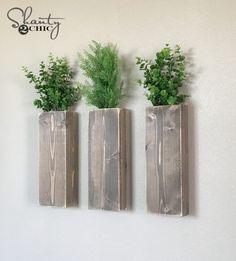 Diy Modern Farmhouse, Free Furniture Plans, Diy Wood Planters, Diy Wall Planter, Diy Home Decor For Apartments, Diy Hanging Planter, Modern Farmhouse Diy, Wood Furniture Plans, Shanty 2 Chic