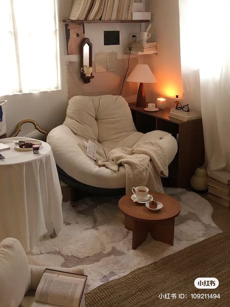 Corner Room Inspiration, Sitting Area In Bedroom Aesthetic, Sitting Area For Bedroom, Small Corner Chair Bedroom, Reading Chairs Comfy Nook, Bedroom Cozy Chair, Sofa In Bedroom Aesthetic, Lounge Chair Reading Nook, Reading Book In Office