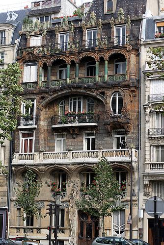 art nouveau building Aesthetic Apartments, Art Nouveau Arquitectura, Architecture Cool, Furniture Apartment, Girly Apartments, Style Apartment, Rooms Decor, Apartment Organization, Apartment In Paris