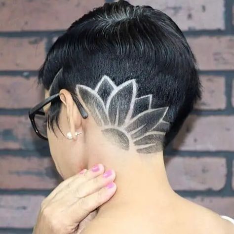 Shaved Head Ideas For Women, Snowflake Shaved Hair Design, Side Shave Designs For Women, Flower Undercut, Shaved Undercut Designs, Side Shave Design, Shave Designs, Shaved Head Designs, Undercut Designs