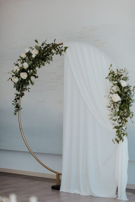 Ring Background Decoration, Floral Round Arch Wedding, Circle Arch Floral Arrangement, Circle Arch Drapery Wedding, Circle Arch Behind Sweetheart Table, Round Wedding Backdrop Ideas, Round Arch Decoration Wedding, Round Backdrop Ideas, Wedding Hoop Backdrop