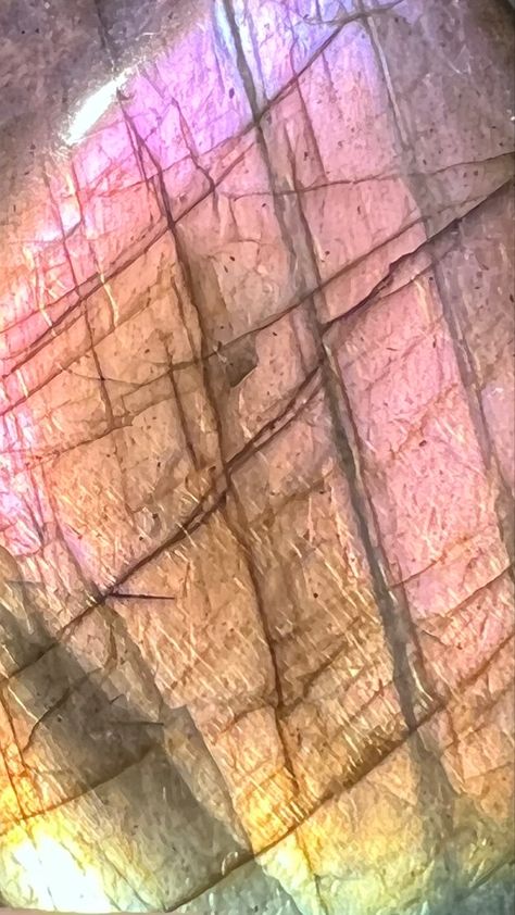 Labradorite Wallpaper, Labradorite Background, Crystals Wallpaper Iphone, Crystal Iphone Wallpaper, Crystals Wallpaper, Wallpaper For Iphone, Purple Labradorite, Ipad Wallpaper, Crystal Gems