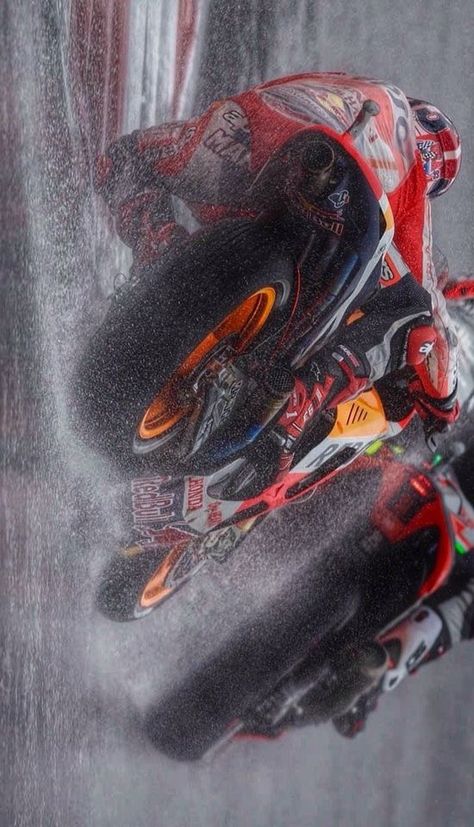 Rain 2019-05-01 Soichiro Honda, Riding A Motorcycle, Image Moto, Motorcycle Aesthetic, Moto Cross, Motor Bikes, Marc Marquez, Hot Bikes, Sports Bikes Motorcycles