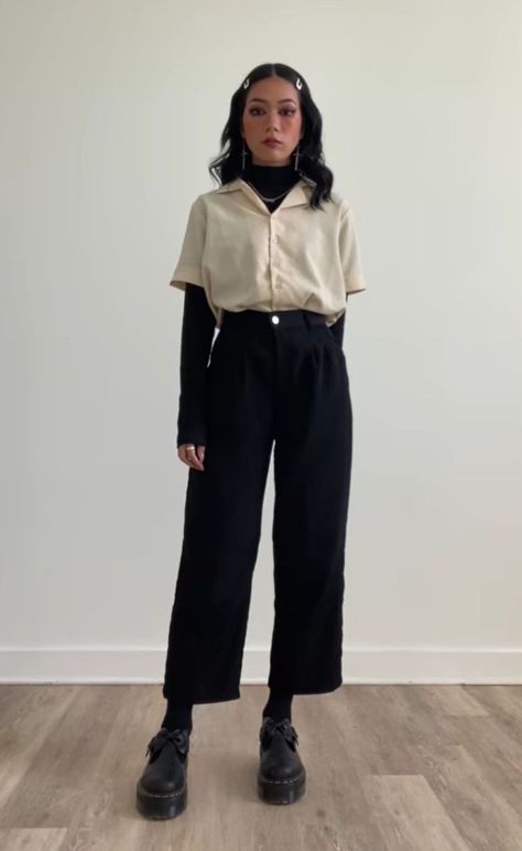 Alt Business Casual Women, College Professor Aesthetic Outfit, Corporate Edgy Work Outfits, Alternative Fashion Work, Tattoo Outfit Style, Office Grunge Work Outfits, Work Grunge Outfits, Art Business Casual, Business Casual Outfits Alternative