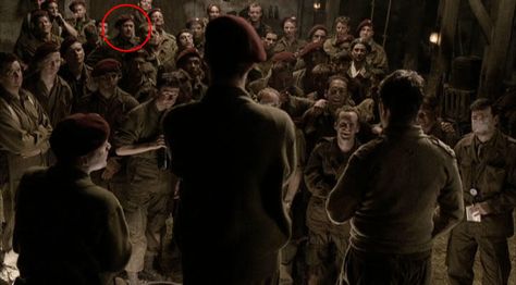 Tom Hanks makes a cameo as a member of the Red Devils in Band of Brothers - "Crossroads" Band Of Brothers Gif, Simon Pegg, Team Fortress 1, Band Of Brothers, Most Popular Memes, All In One App, Michael Fassbender, Tom Hanks, Life Memes