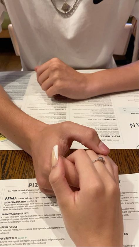 date night🤍 Date To Marry Aesthetic, Date Photos Restaurant, Domestic Aesthetic Couple, White Boyfriend Aesthetic, Restaurant Couple Aesthetic, Face Time Call With Boyfriend Aesthetic, Couple Activities Photos, Perfect Boyfriend Aesthetic, Study Date With Boyfriend